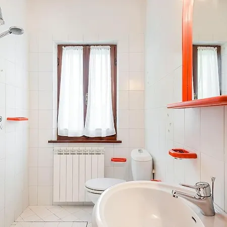 Apartment Giulia Pietrasanta