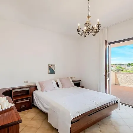 Giulia Apartment